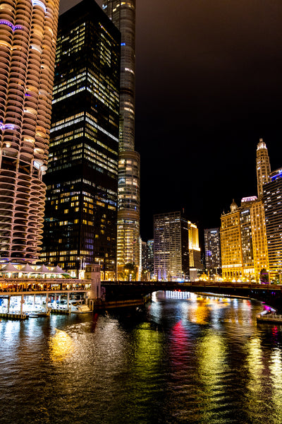 Chicago river walk at night
